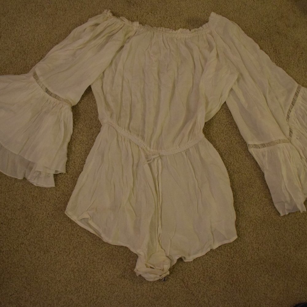 White Romper with Billowy Sleeves